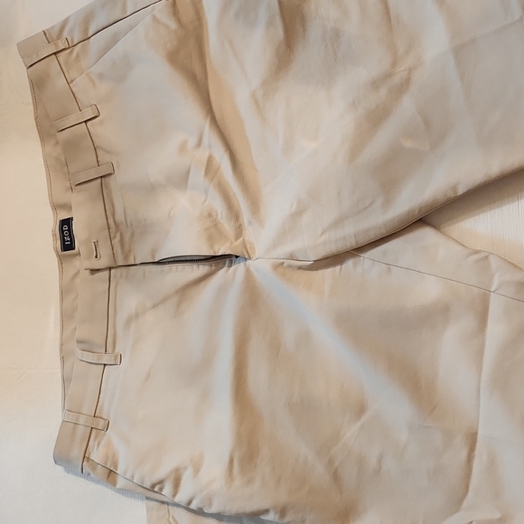 Izod Khaki Pants - Picture 1 of 3